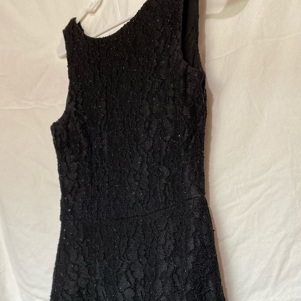 Dress - Picture 4 of 6